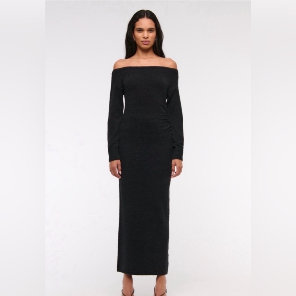 Abercrombie & Fitch Boucle Knit Off Shoulder Ruched Maxi Dress Medium Petite NWT